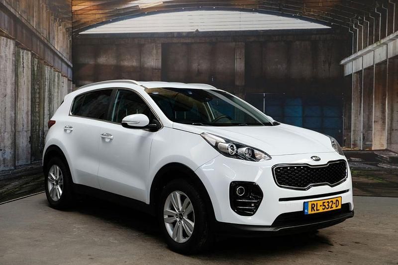 Weiß Gebraucht 2018 Kia Sportage SUV | 11.450 € (Guter Preis) - Bild 1/4