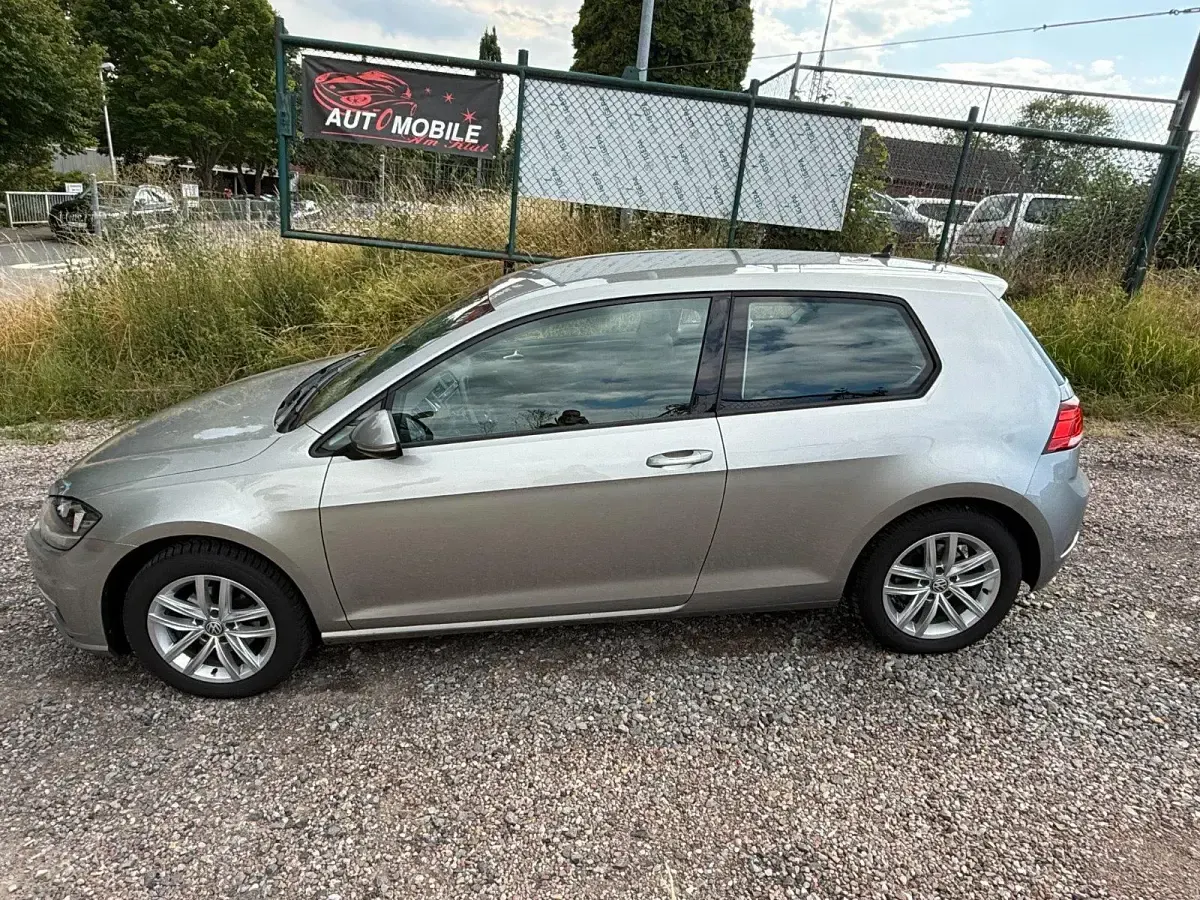 Second-hand VW Golf VII 110 CP (80 kW) 2018 Argintiu