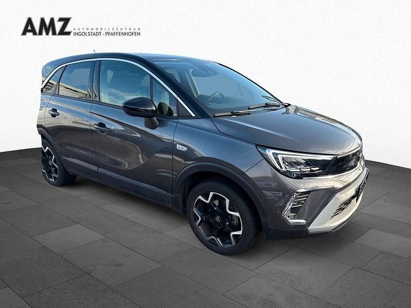 Gebraucht Opel Crossland X Elegance 131 PS (96 kW) 2023 Mondstein grau/e:vulkan grau (metallic) SUV