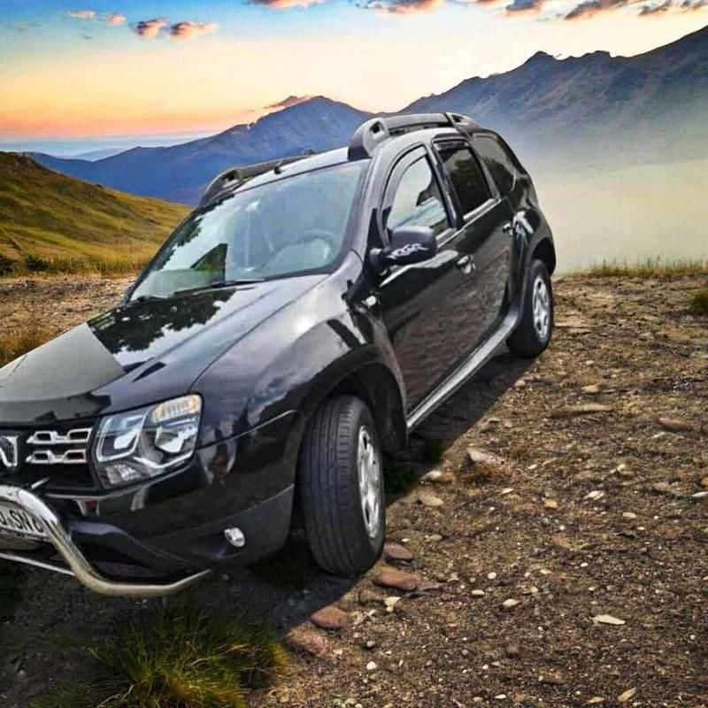 Gebraucht Dacia Duster Lauréate 114 PS (83 kW) 2017 Schwarz SUV