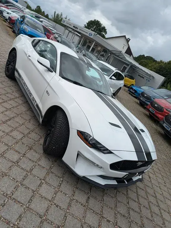 Gebraucht Ford Mustang GT Fastback 450 PS (330 kW) 2017 Weiss Coupé