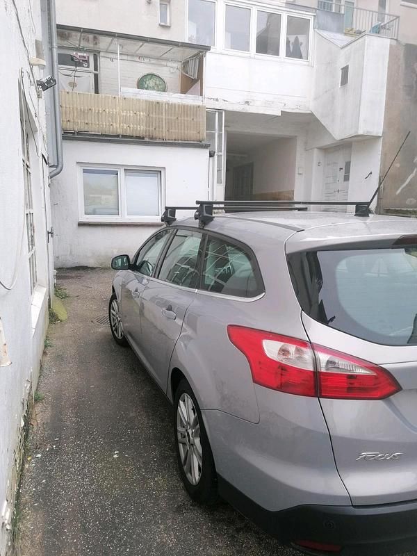 Gebraucht Ford Focus 101 PS (74 kW) 2011 Kombi