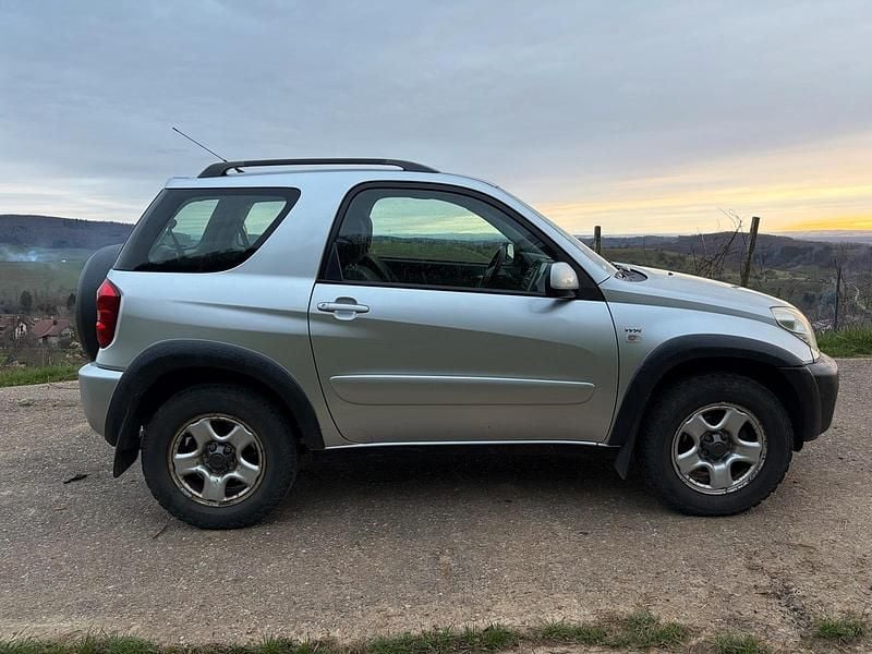 Gebraucht Toyota RAV4 150 PS (110 kW) 2005 Silber SUV