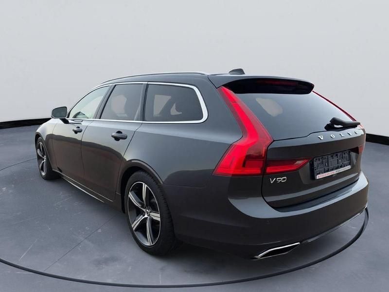 Gebraucht Volvo V90 R-Design 190 PS (139 kW) 2019 Savile grey / metallic Kombi