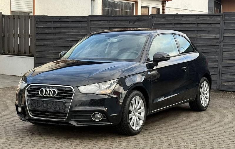 Gebraucht Audi A1 Attraction 105 PS (77 kW) 2010 Schwarz Kleinwagen
