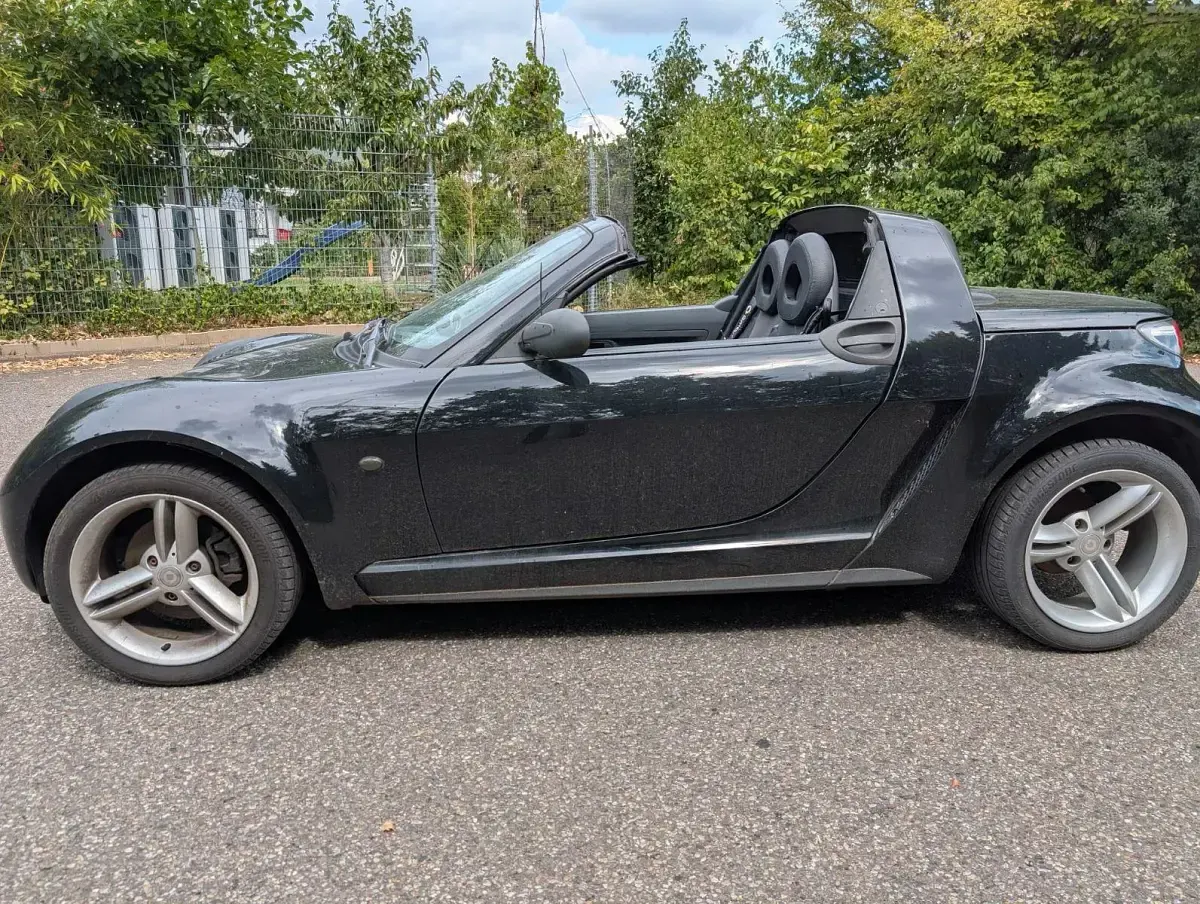 Gebraucht Smart Roadster 117 PS (86 kW) 2003 Schwarz Cabrio