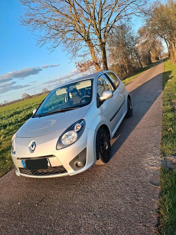 Używany Renault Twingo 64 KM (47 kW) 2007 Szary Hatchback