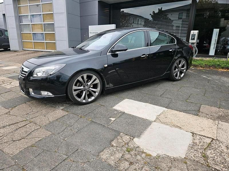 Schwarz Gebraucht 2010 Opel Insignia OPC Limousine | 6.950 € (Fairer Preis) - Bild 1/4