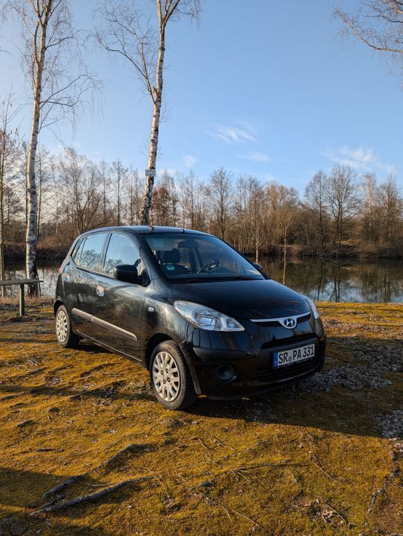 Schwarz Gebraucht 2009 Hyundai i10 Edition+ Kleinwagen | 2.999 € (Fairer Preis) - Bild 1/4