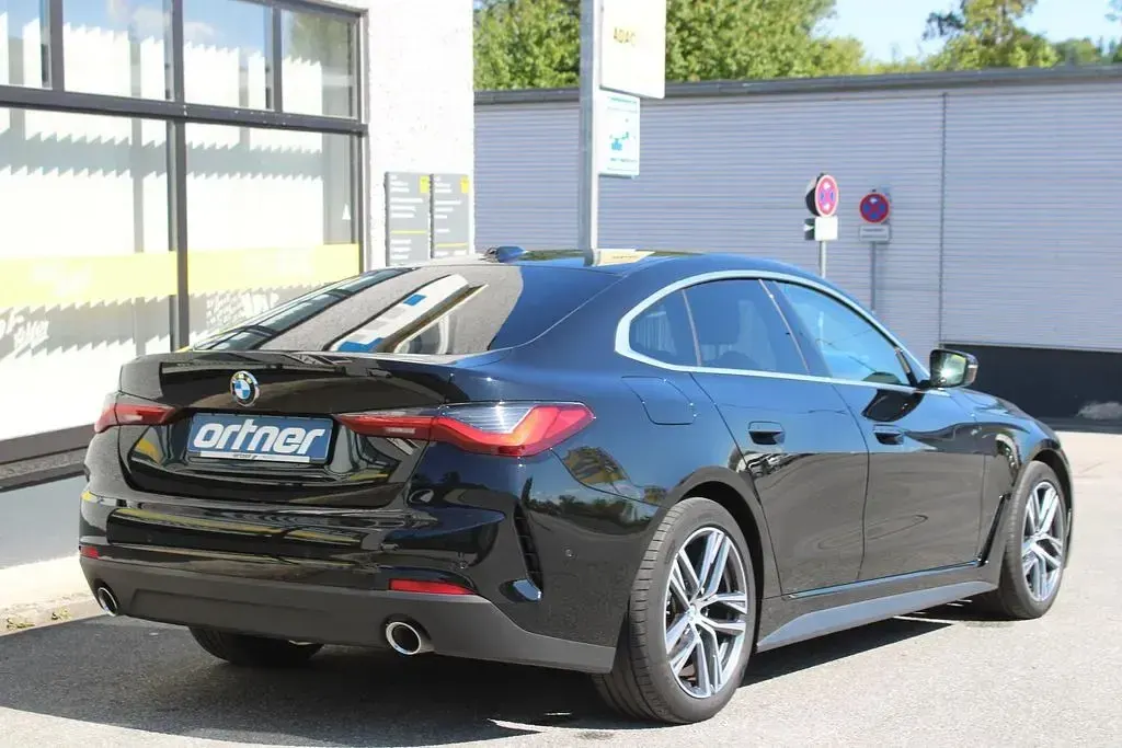 Gebraucht BMW 420 Sport Line 190 PS (139 kW) 2023 Schwarz Coupé
