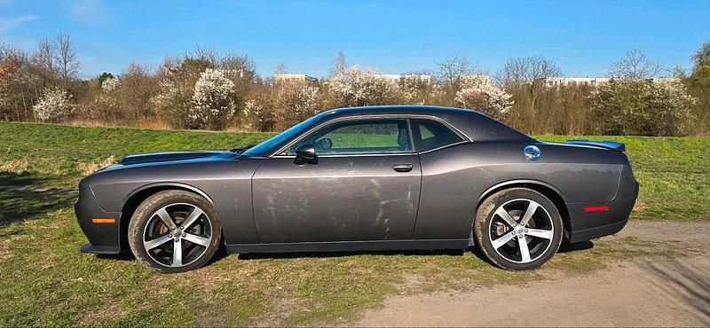Gebraucht Dodge Challenger 360 PS (264 kW) 2019 Grau Coupé