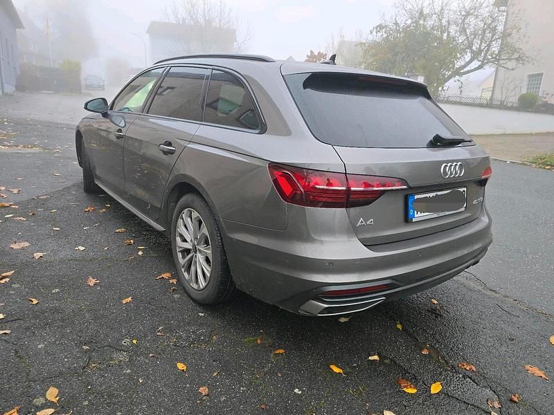 Gebraucht Audi A4 204 PS (150 kW) 2022 Kombi