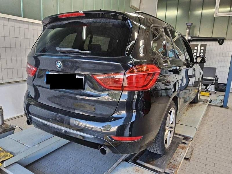 Gebraucht BMW 220 Active Tourer M Sport 192 PS (141 kW) 2017 Schwarz Van / Kleinbus