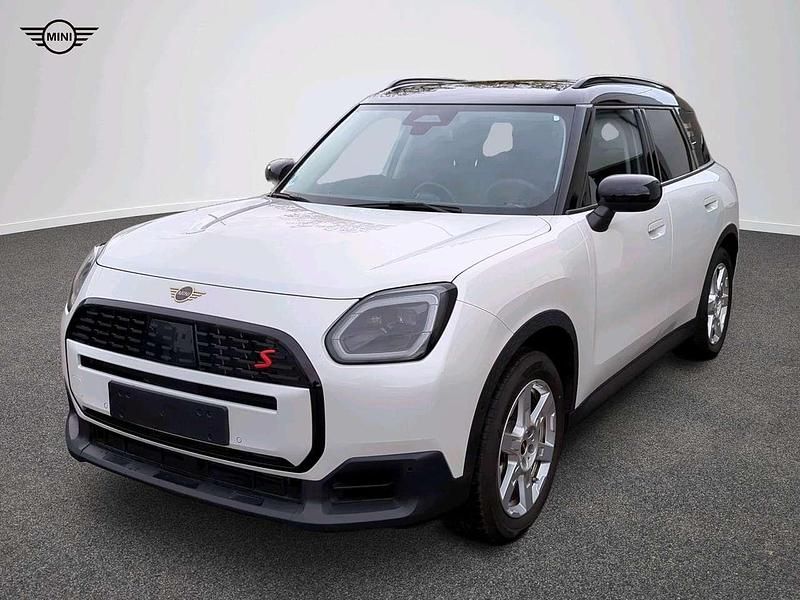 Weiß Gebraucht 2024 Mini Countryman Classic SUV | 41.418 € - Bild 1/4