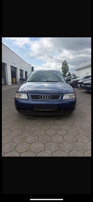 Blau Gebraucht 1999 Audi A3 Kleinwagen | 1.800 € (Fairer Preis) - Bild 1/4
