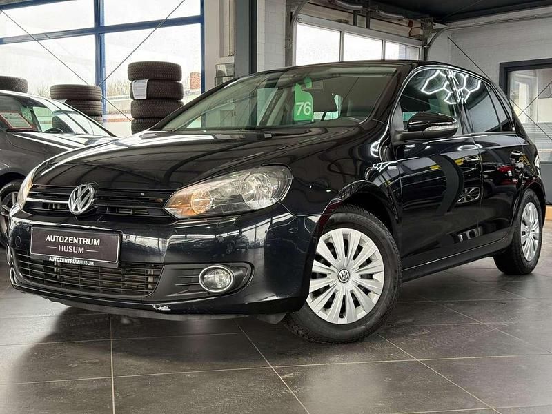 Gebraucht VW Golf VII Match 105 PS (77 kW) 2012 Schwarz Limousine