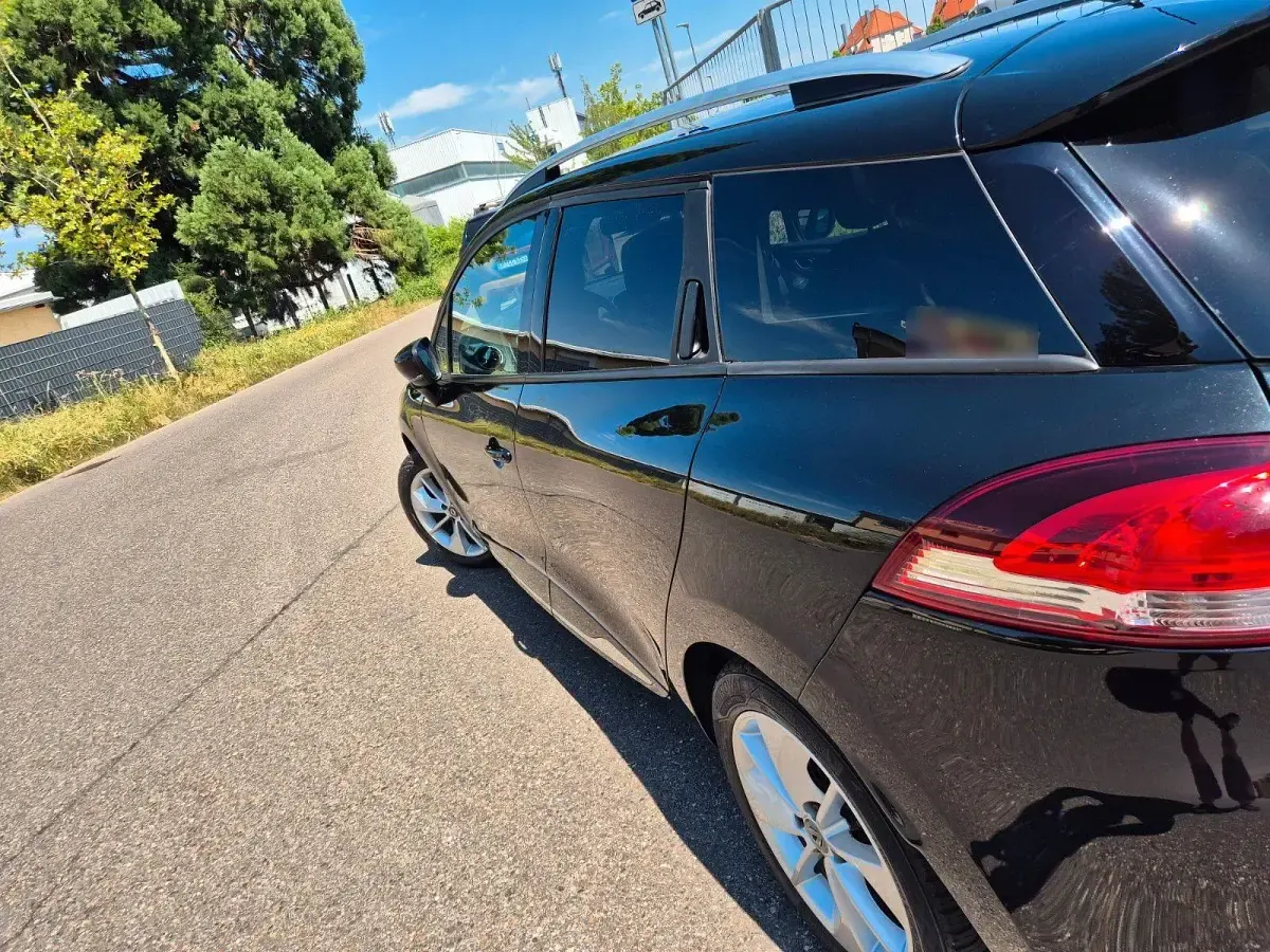Gebraucht Renault Clio LIMITED 90 PS (66 kW) 2018 Schwarz Kleinwagen