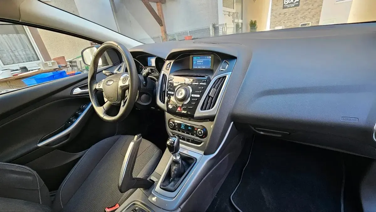 Gebraucht Ford Focus 150 PS (110 kW) 2012 Blau Kombi