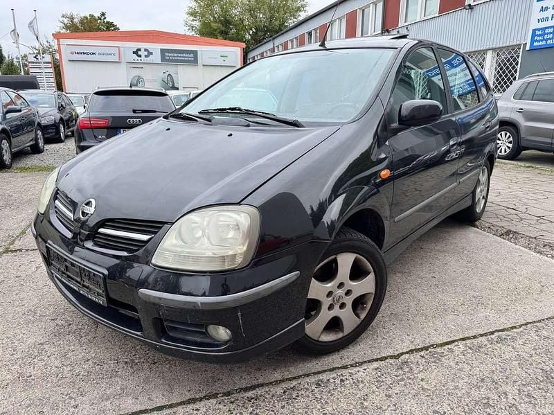 Black (m) Gebraucht 2004 Nissan Almera Tino Tekna Van / Kleinbus | 700 € (Fairer Preis) - Bild 1/4