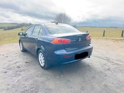Gebraucht Mitsubishi Lancer Invite 140 PS (102 kW) 2009 Blau Limousine