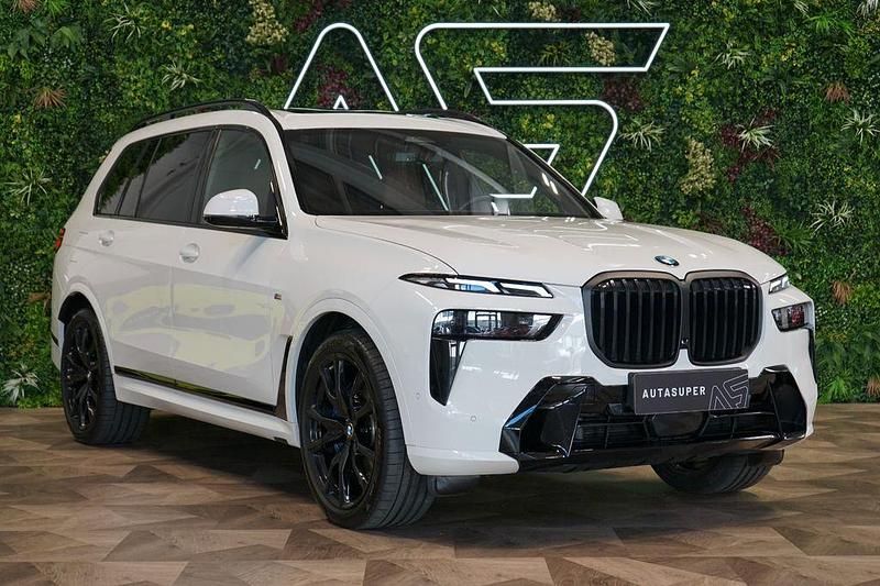 Weiß Gebraucht 2023 BMW X7 Sport Line SUV | 93.900 € (Fairer Preis) - Bild 1/3