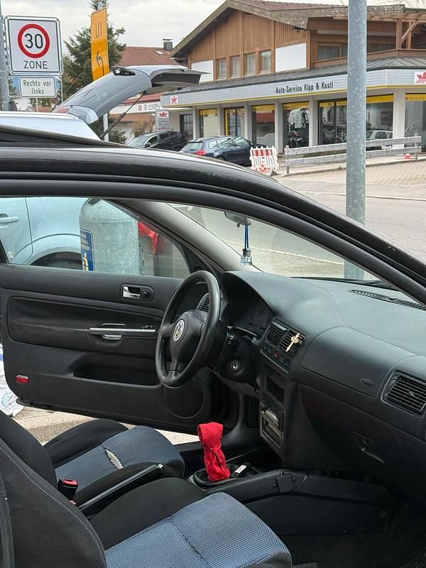 Gebraucht VW Golf 115 PS (84 kW) 1999 Schwarz Coupé