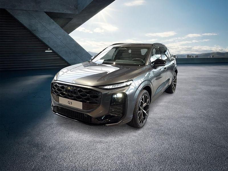 Gebraucht Audi Q3 Ambiente 265 PS (194 kW) 2026 Daytonagrau perleffekt SUV