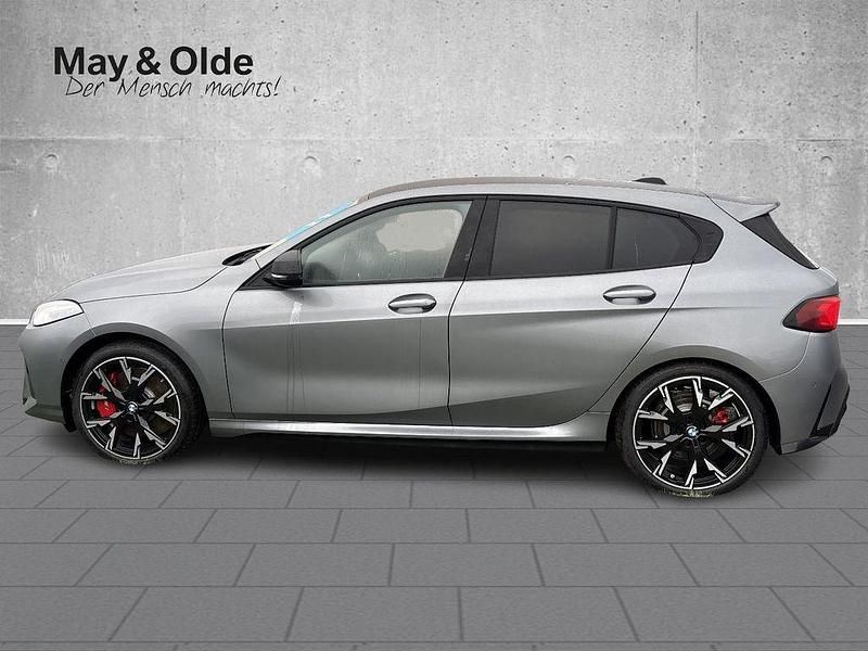 Neu BMW 120 Performance 170 PS (125 kW) 2025 Grau Kleinwagen