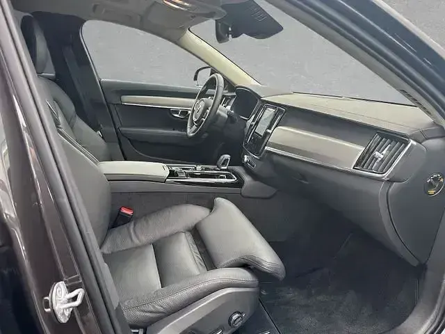 Gebraucht Volvo V90 Plus 349 PS (256 kW) 2025 Grau Kombi