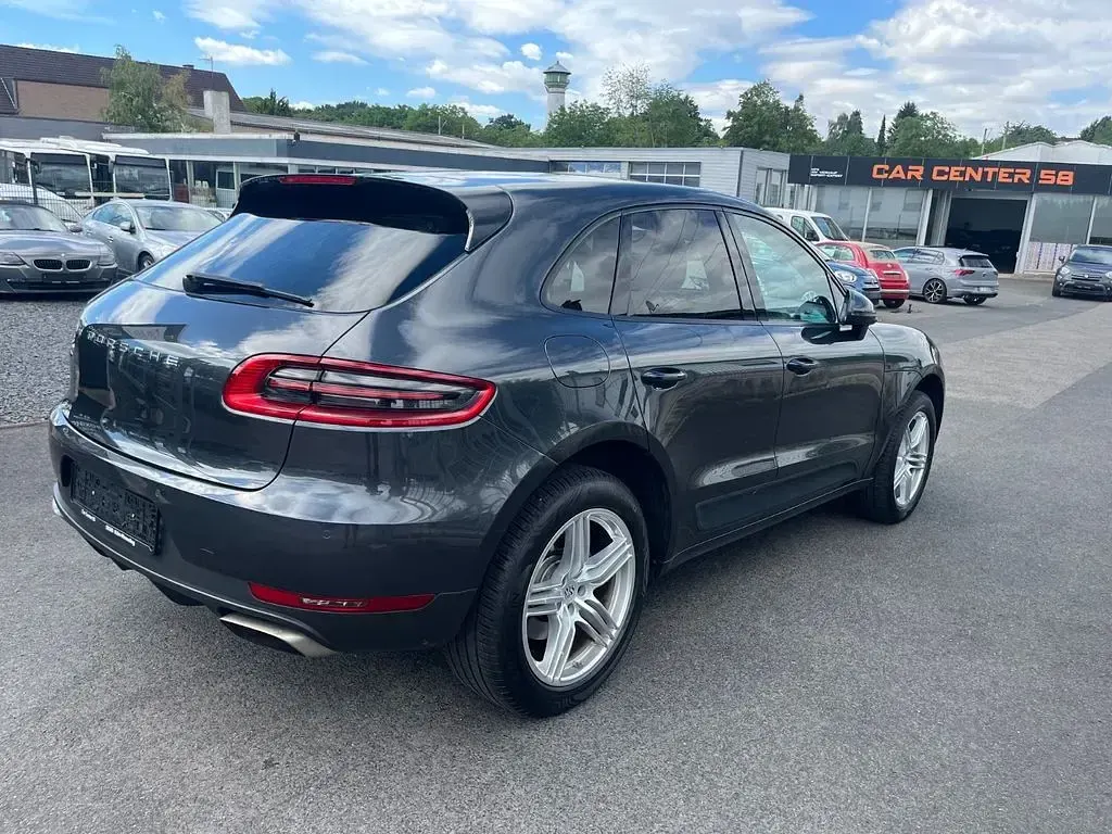 Gebraucht Porsche Macan 252 PS (185 kW) 2017 Grau SUV