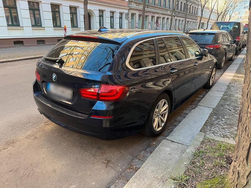Gebraucht BMW 525 2010 Blau Kombi