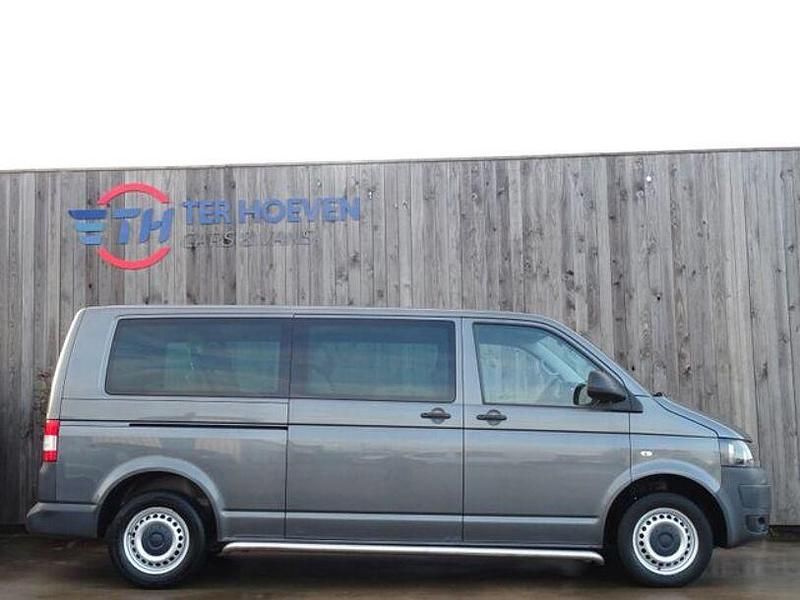 Gebraucht VW Transporter 140 PS (102 kW) 2013 Grau Van