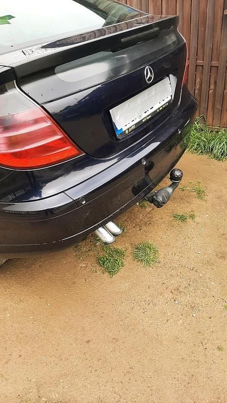 Gebraucht Mercedes 220 143 PS (105 kW) 2002 Blau Coupé