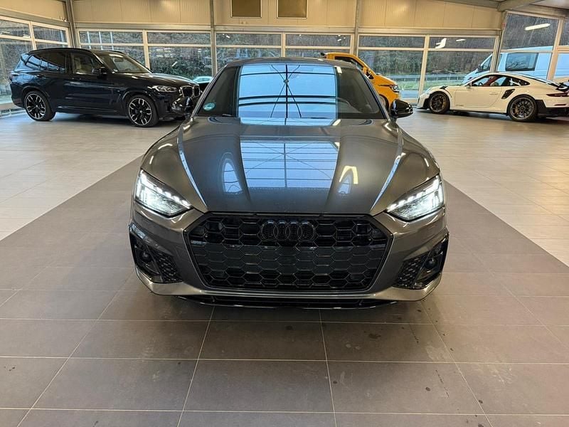 Grau Gebraucht 2023 Audi A5 Competition Coupé | 37.999 € (Superpreis) - Bild 1/4