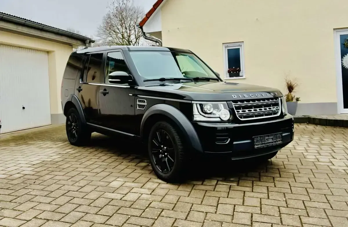 Gebraucht Land Rover Discovery S 211 PS (155 kW) 2014 Schwarz SUV