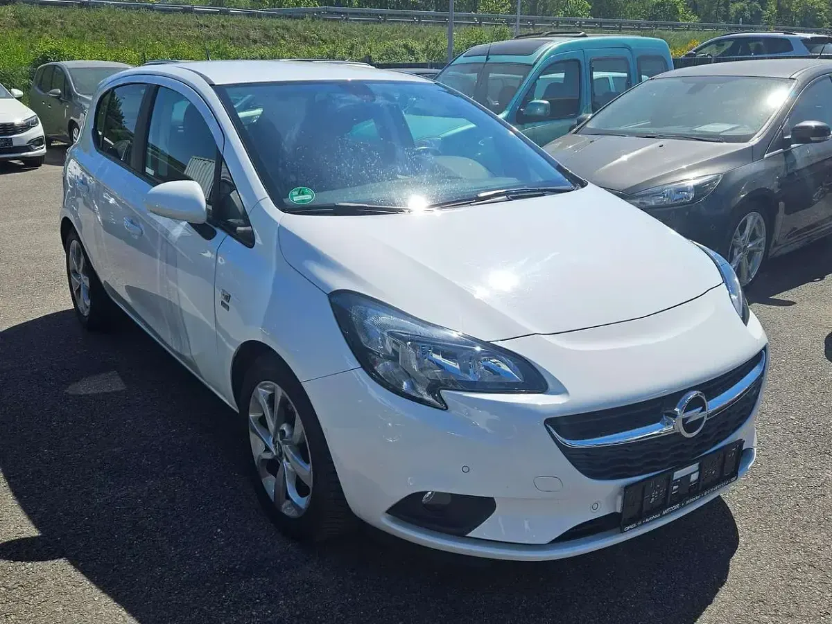 Gebraucht Opel Corsa 101 PS (74 kW) 2019 Schneeweiss/summitwhite/arctic Kleinwagen