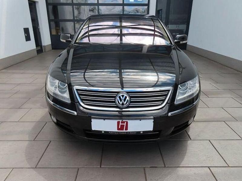 Second-hand VW Phaeton 224 CP (164 kW) 2006 Negru Berlinǎ