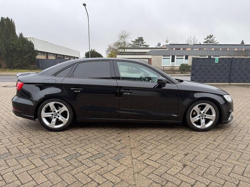 Gebraucht Audi A3 Sport 150 PS (110 kW) 2017 Schwarz Limousine