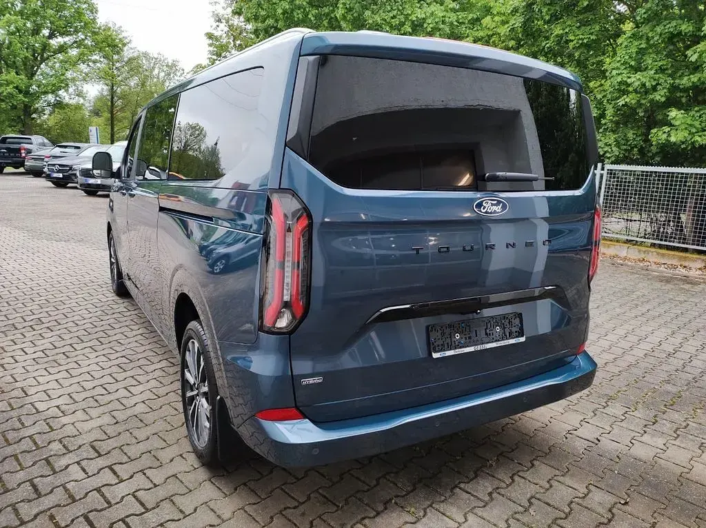 Neu Ford Tourneo Titanium X 232 PS (170 kW) 2026 Blau Van / Kleinbus