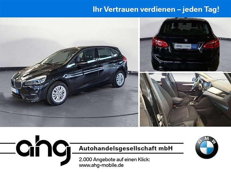 Sapphirschwarz metallic Gebraucht 2022 BMW 218 Advantage Van / Kleinbus | 23.930 € (Etwas zu teuer) - Bild 1/4