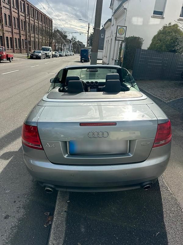 Gebraucht Audi A4 Cabriolet 160 PS (117 kW) 2007 Grau Cabrio