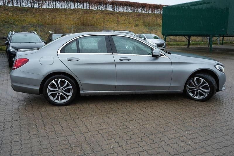 Gebraucht Mercedes C350 211 PS (155 kW) 2016 Silber Limousine
