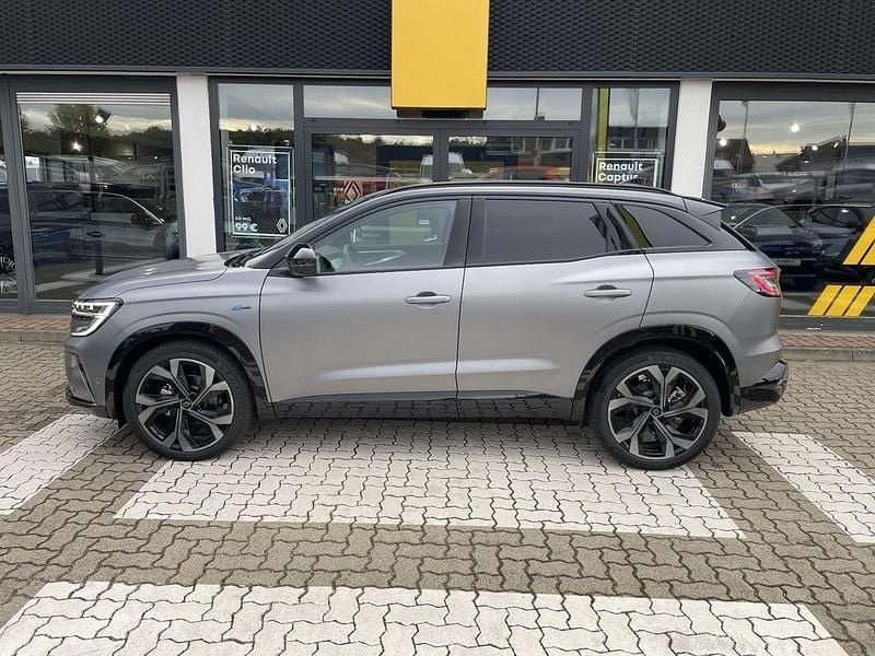 Neu Renault Austral Techno 158 PS (116 kW) 2025 Grau + dach schwarz (grau) SUV
