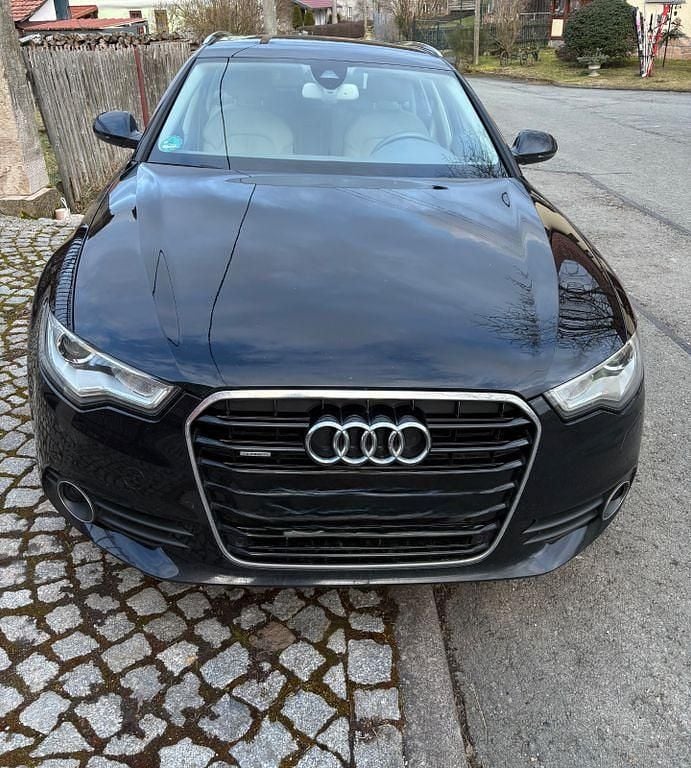 Gebraucht Audi A6 245 PS (180 kW) 2014 Schwarz Kombi