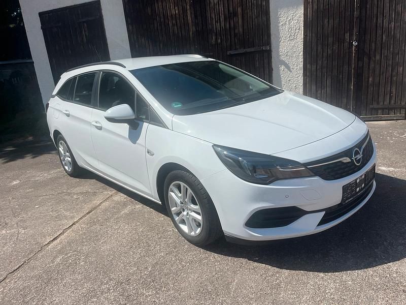 Gebraucht Opel Astra 122 PS (89 kW) 2019 Weiß Kombi