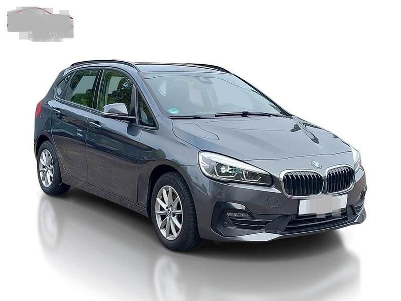 Gebraucht BMW 216 Advantage 116 PS (85 kW) 2018 Mineralgrau (metallic) Kombi