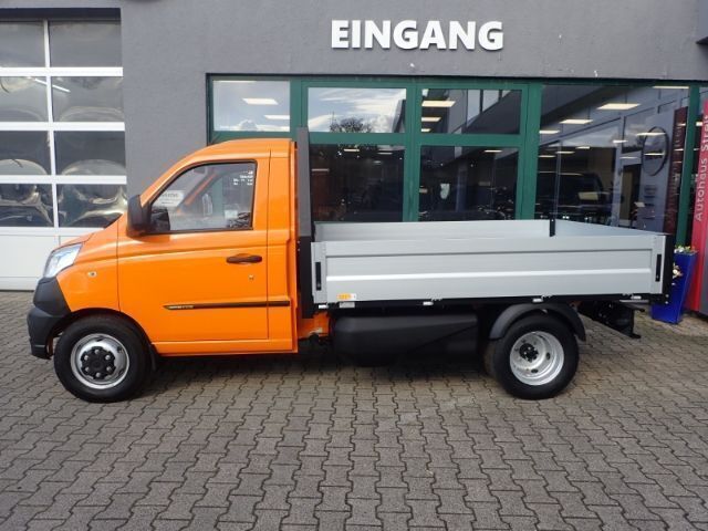 Gebraucht Piaggio Porter 106 PS (77 kW) 2023 Orange