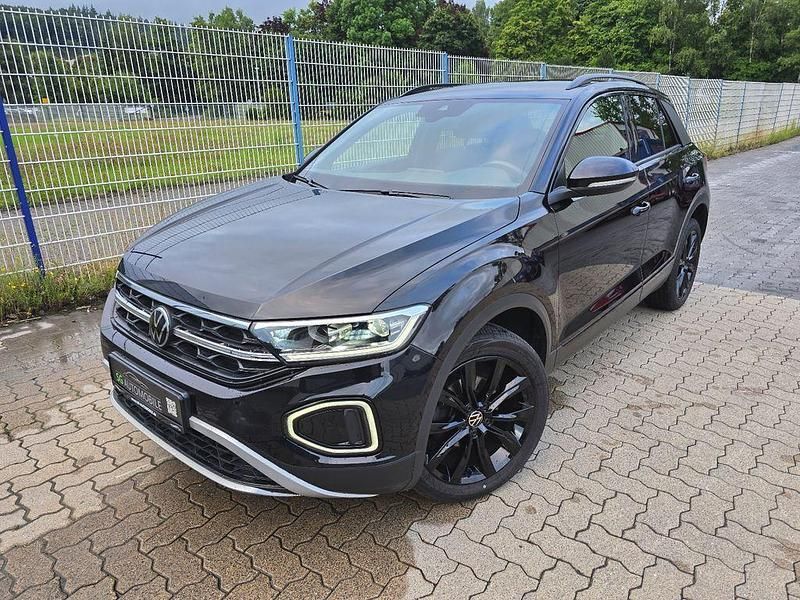 Deep black perleffekt Gebraucht 2022 VW T-Roc Sport SUV | 22.550 € (Fairer Preis) - Bild 1/4