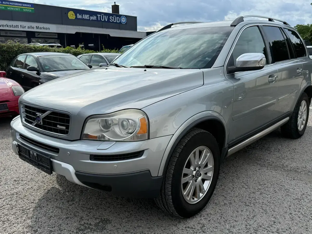 Gebraucht Volvo XC90 R-Design 185 PS (136 kW) 2009 Silber SUV