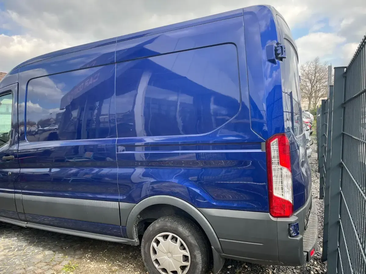Gebraucht Ford Transit 131 PS (96 kW) 2016 Blau Van / Kleinbus